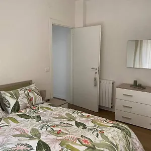 https://mamy-home-bilocale-a-sanremo.hotelitalianriviera.com